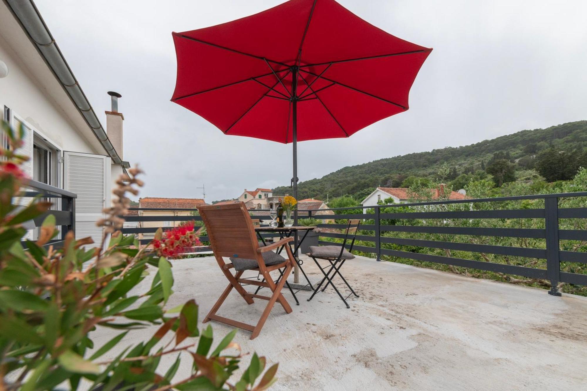 Apartment Marinsko Veli Iž Екстериор снимка