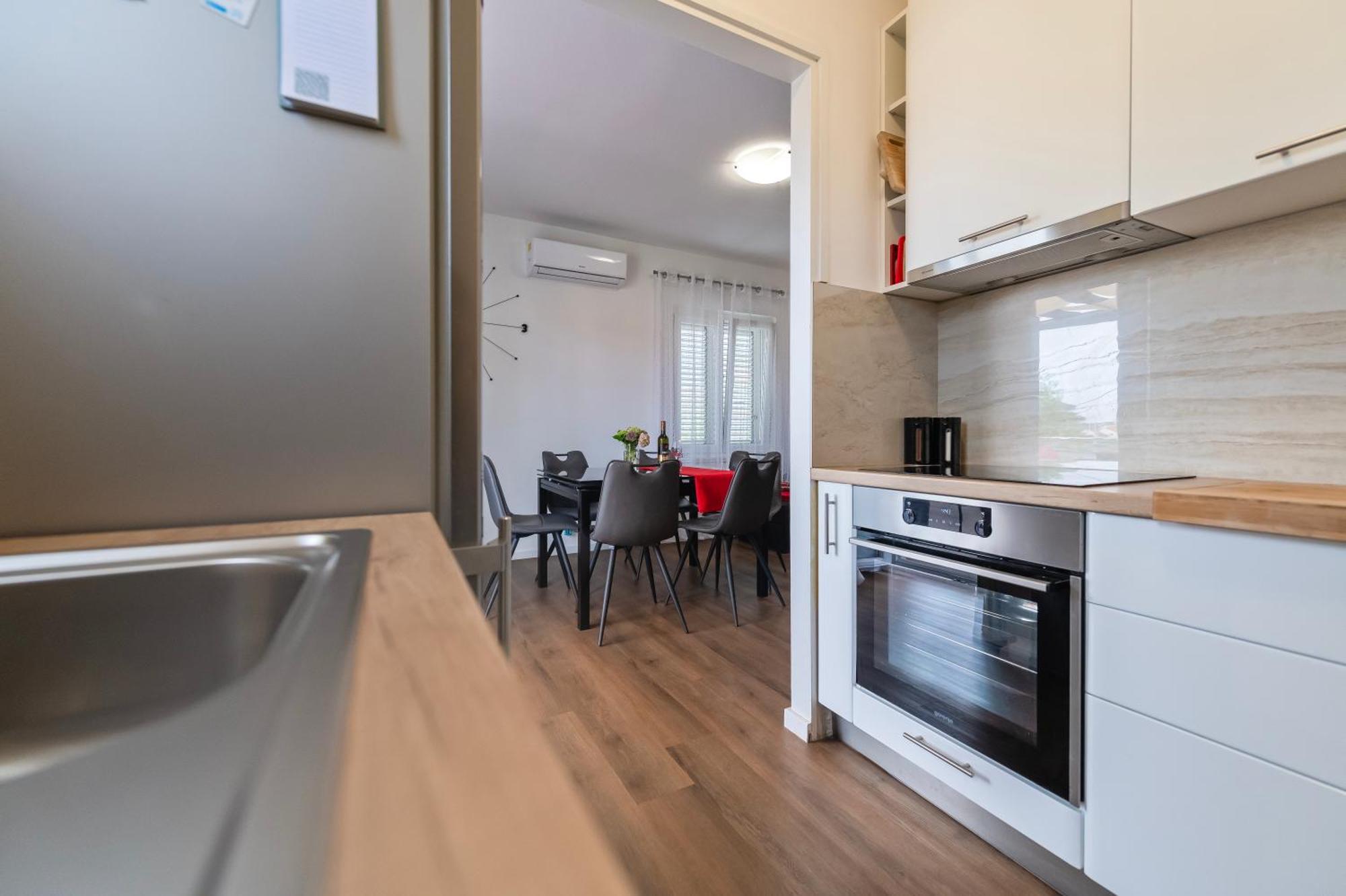 Apartment Marinsko Veli Iž Екстериор снимка